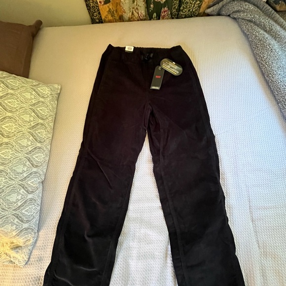 Levi’s Men’s corduroy pull on pants - Picture 3 of 5